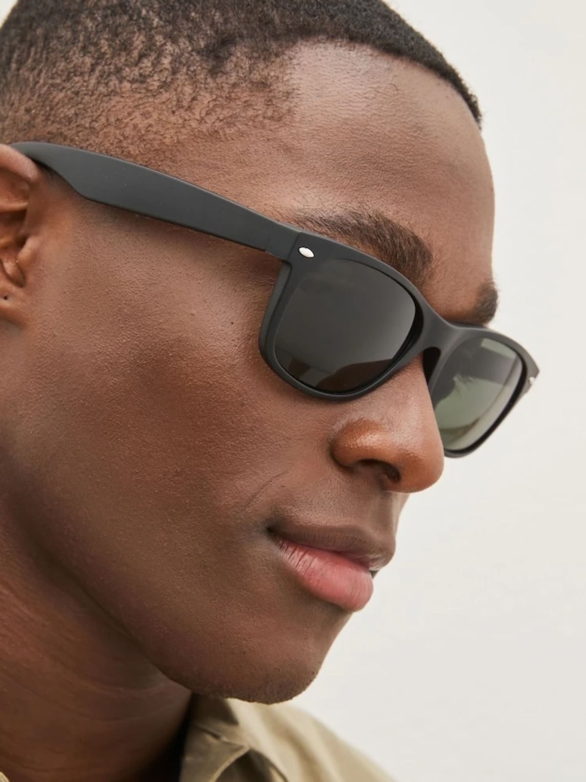 Combo Reloj Sanda 3002 + Gafas Wayfarer